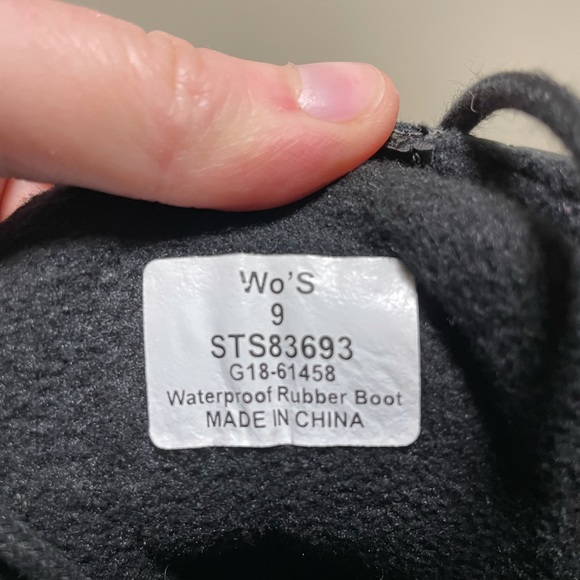 Sperry Duck Boots - Picture 5 of 5